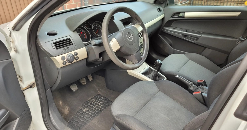 Opel Astra cena 6500 przebieg: 275400, rok produkcji 2007 z Bielsk Podlaski małe 79